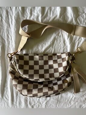 GOLD BLUSH checkered viral bum bag